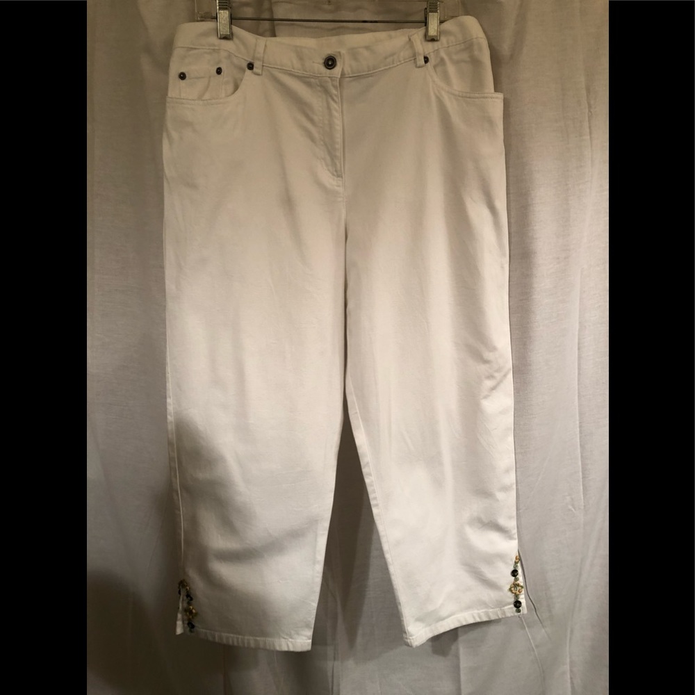 Ruby Rd Capri Pants with decorative beads at split